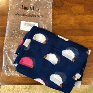 Lina & Lily Hedgehog Scarf